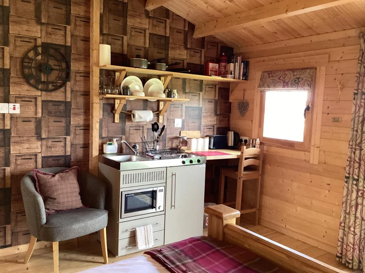 Image 3 of Auchenlea lodges