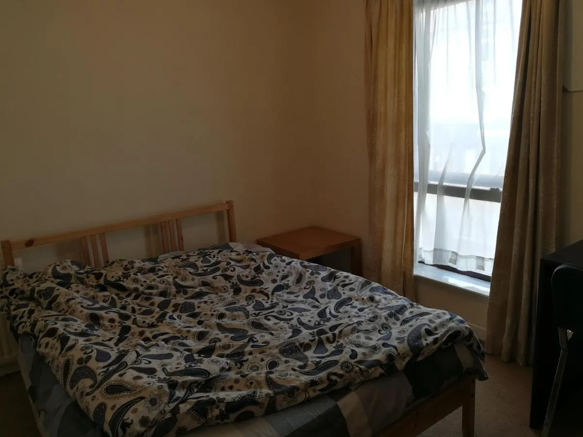Image 1 of Bright Room Glasgow