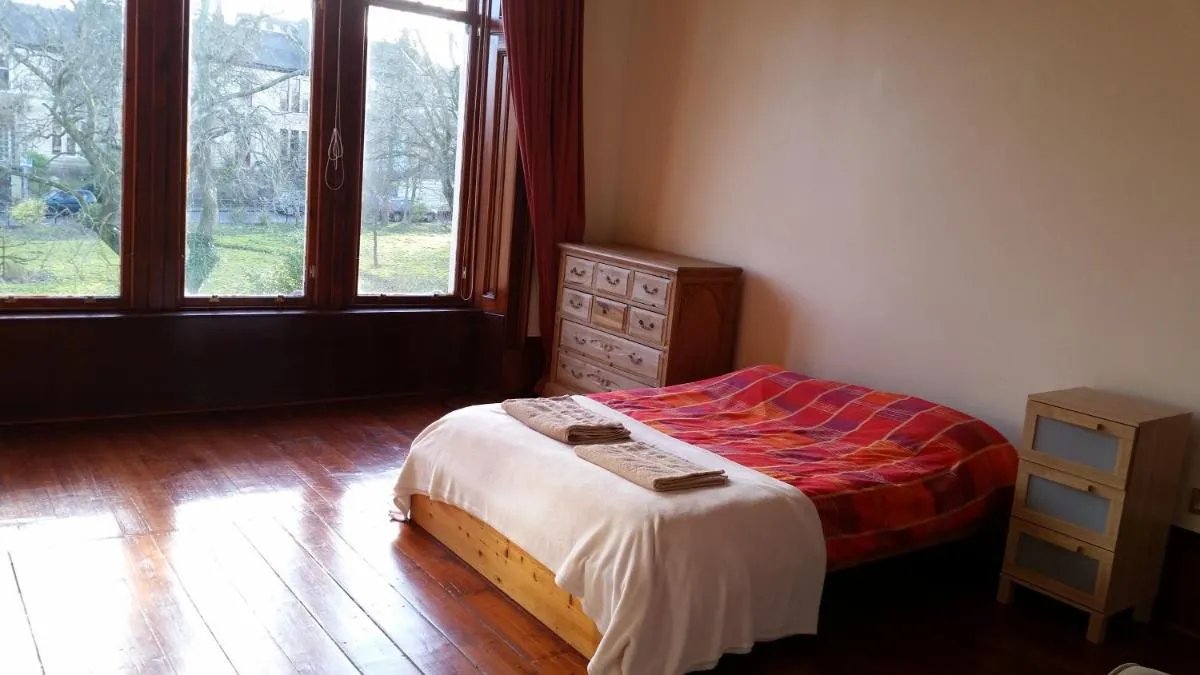 Image 1 of Broompark House
