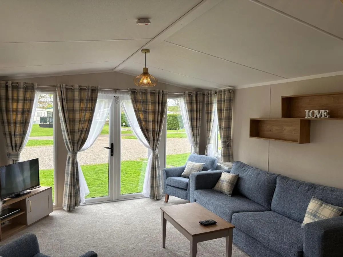 Image 5 of Campsie Glen Holiday Park