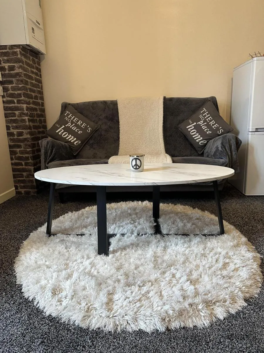 Image 4 of Central Glasgow Apartment – Sleeps 2 & Kitchen