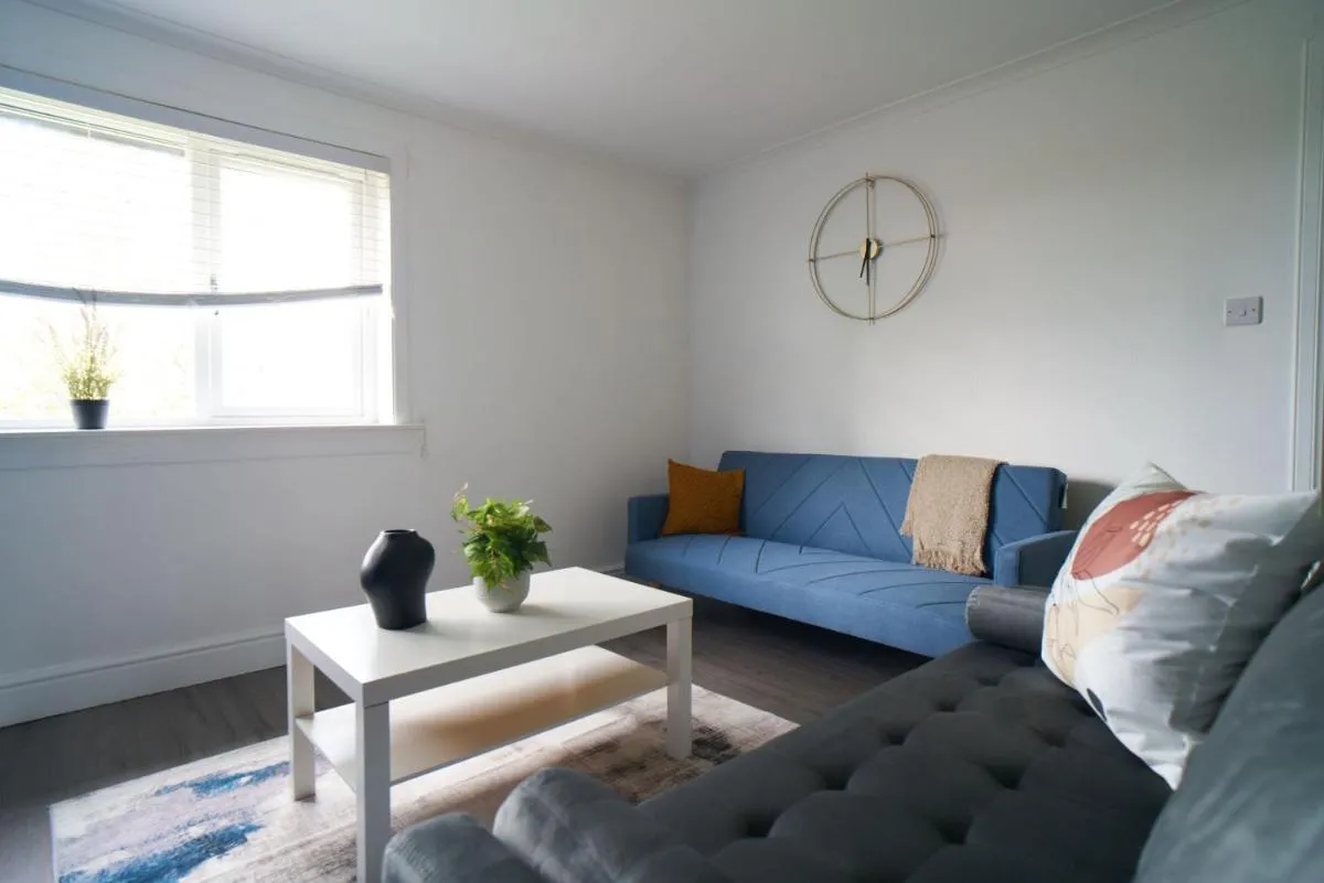 Image 2 of Dunalastair Apartment
