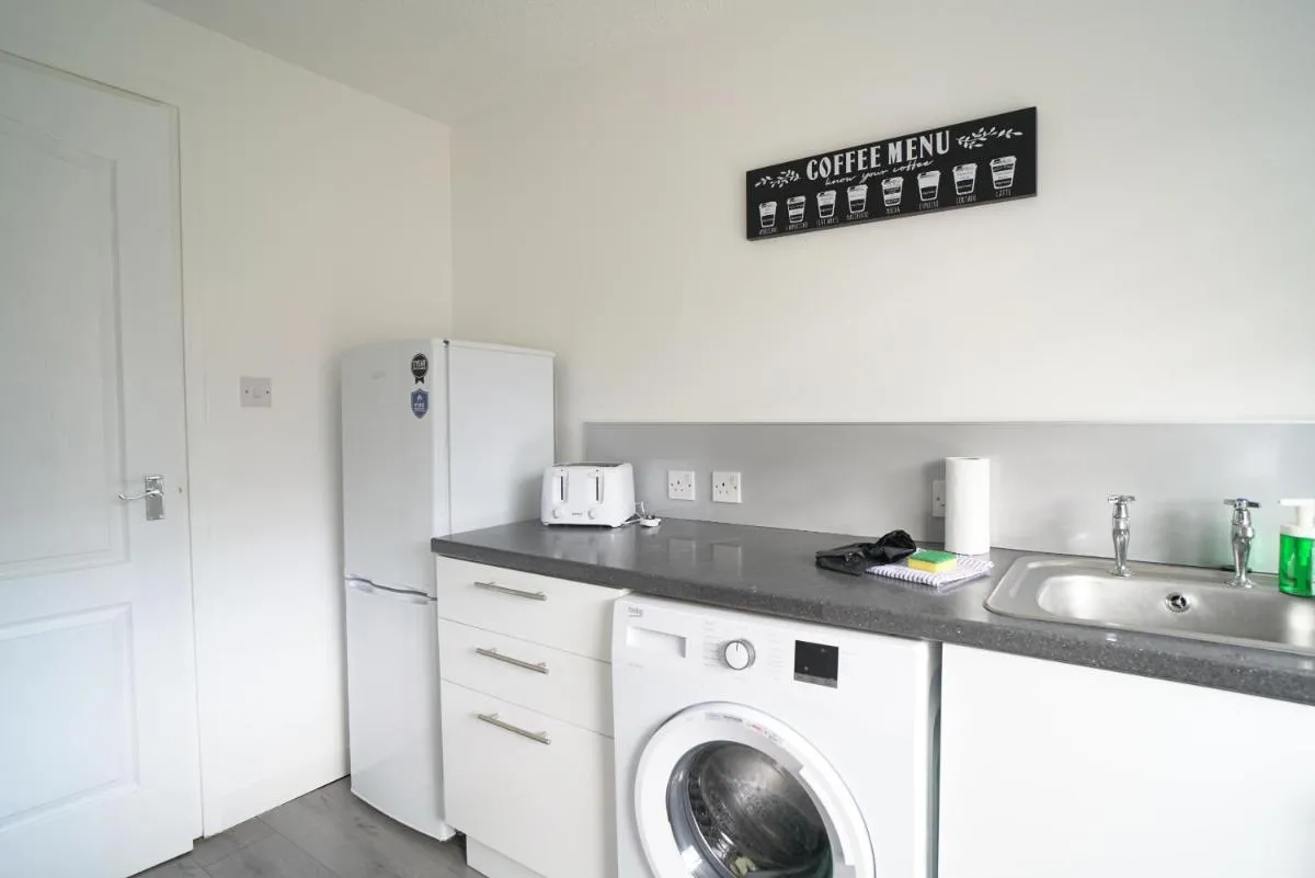 Image 3 of Dunalastair Apartment