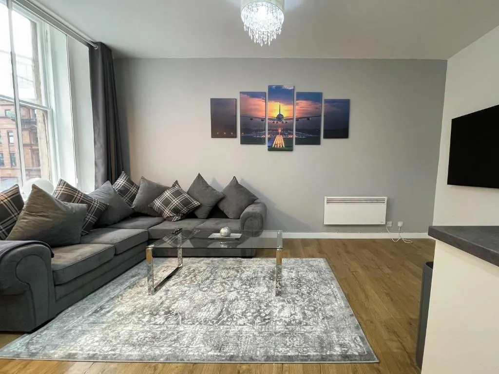 Image of Exquisite 2BR Flat near Central Train Station