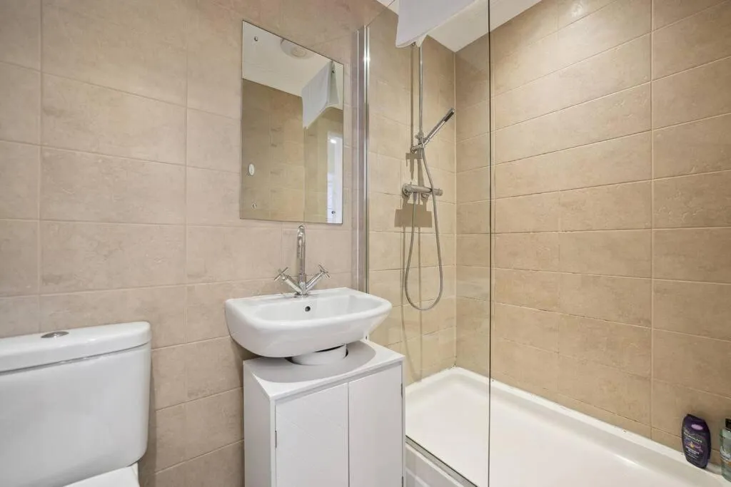 Image 2 of (G4) Luxurious 2 Bed Blythswood Flat