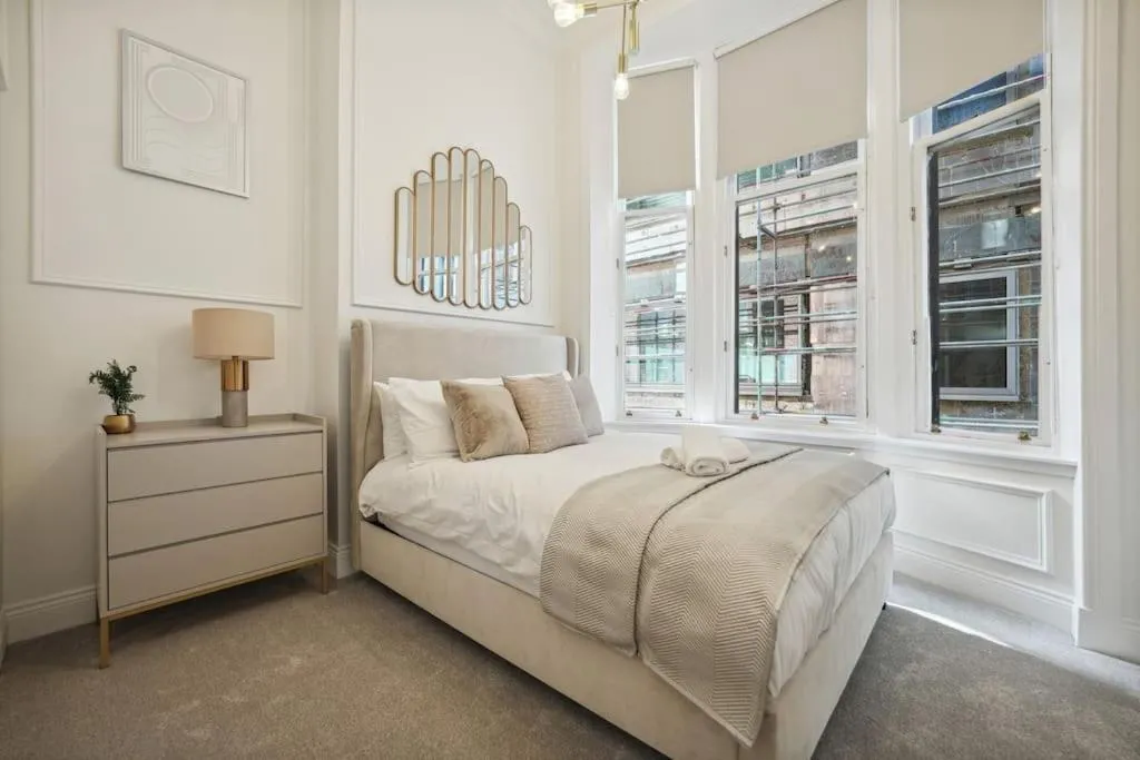 Image 5 of (G4) Luxurious 2 Bed Blythswood Flat