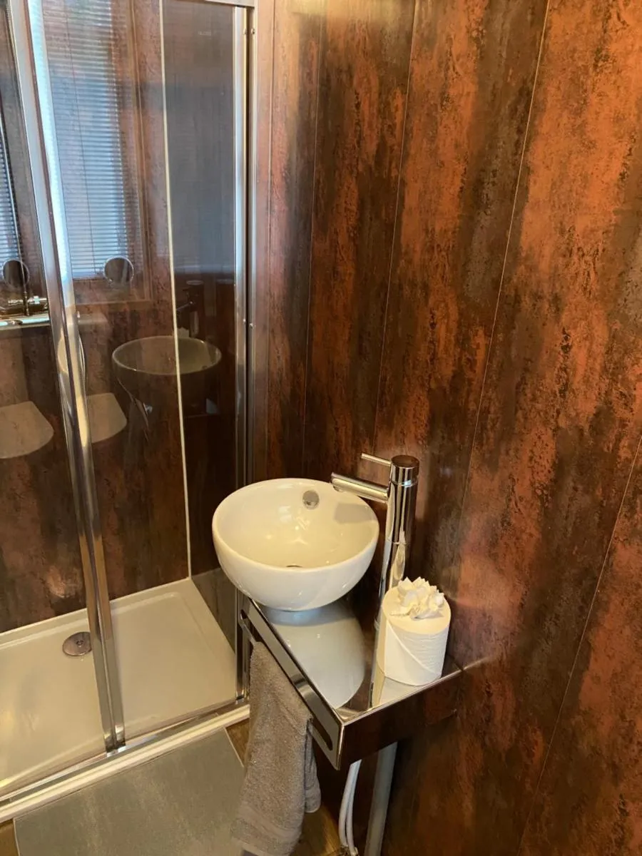 Image 2 of Glasgow City Centre Apartment