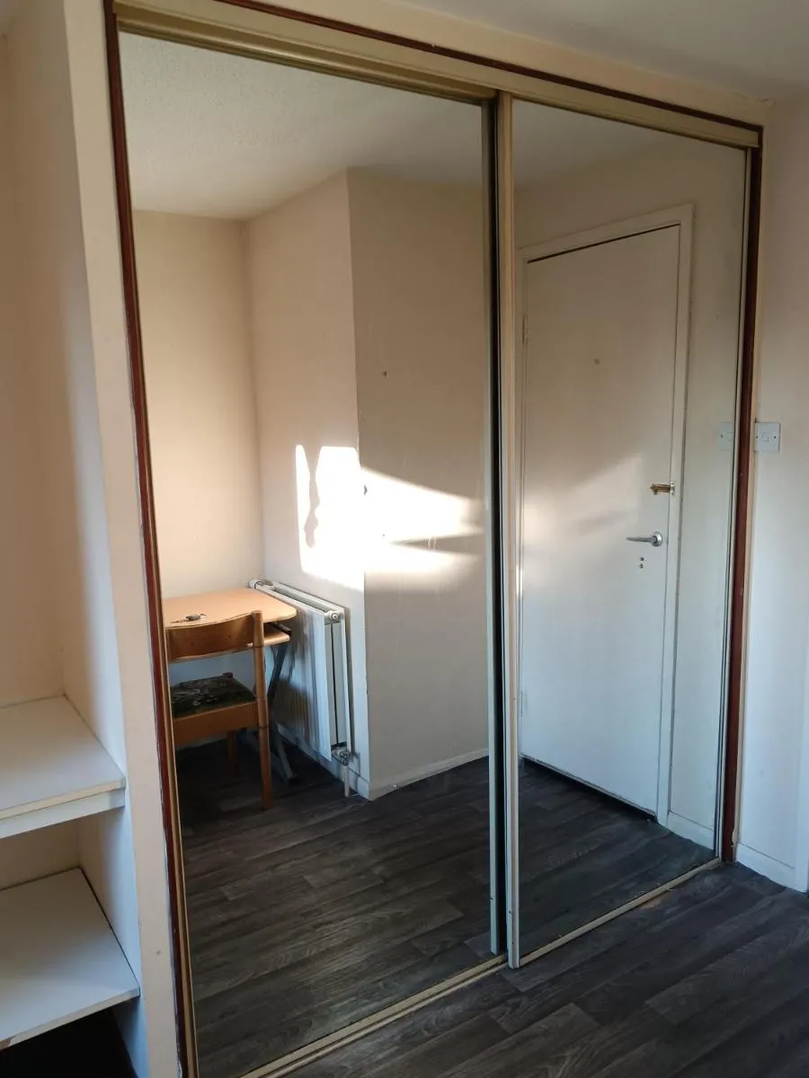 Image 5 of Glasgow Millroad Private Room