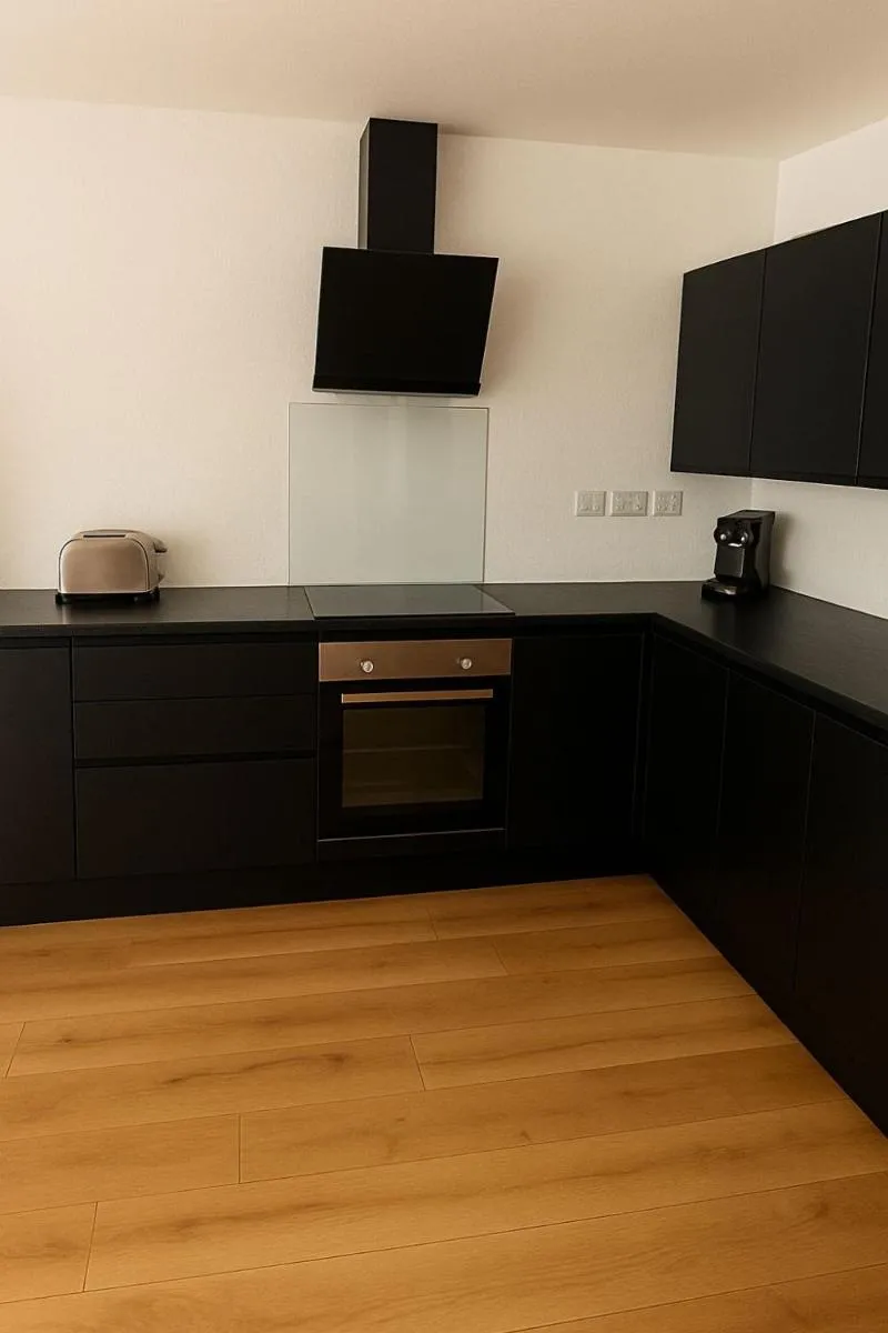 Image 1 of Glasgow Townhouse