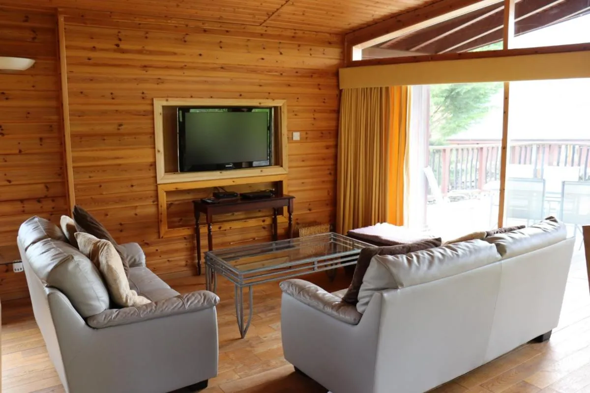 Image 4 of Lodge 37 Rowardennan, Loch Lomond