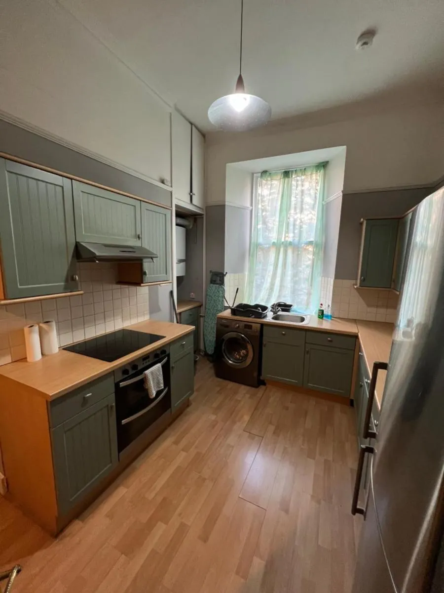 Image 3 of Sauchiehall Street West End Apartment