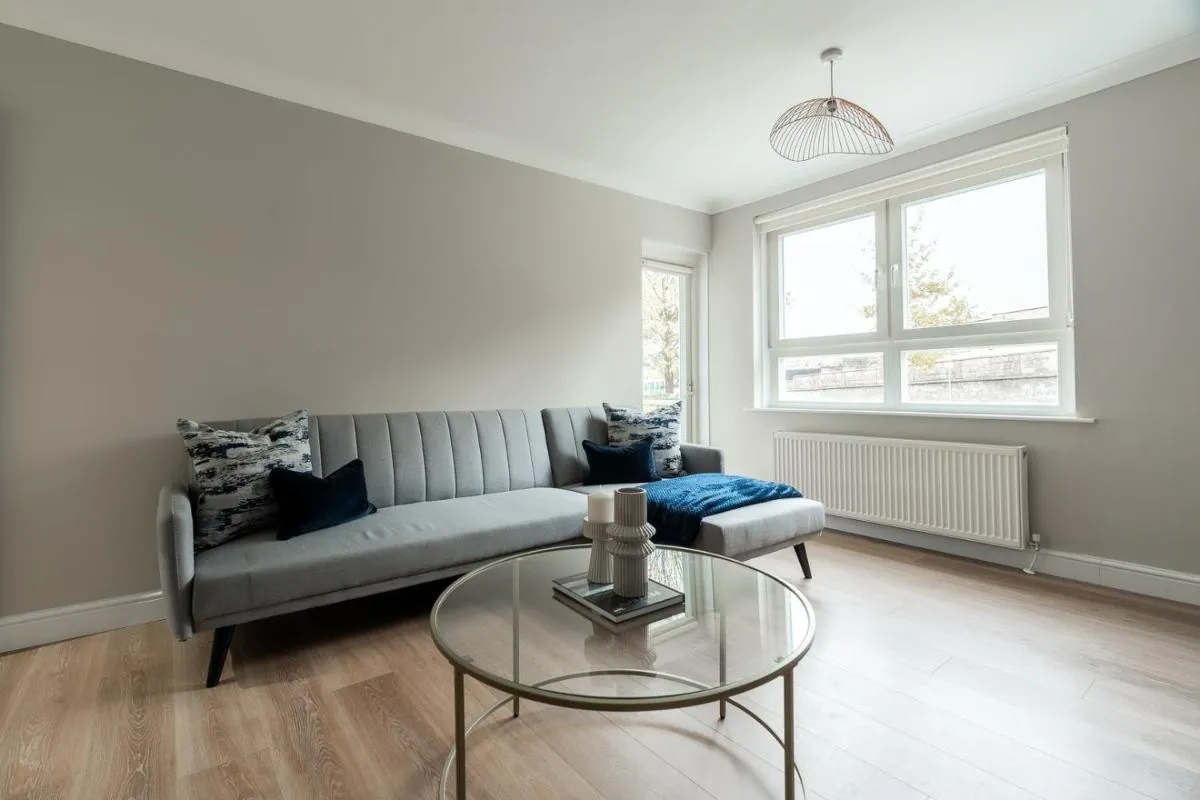 Image 5 of Shaw Apartment