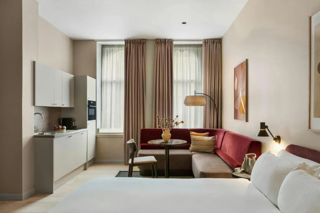 Image of Sonder by Marriott Bonvoy The Teacher