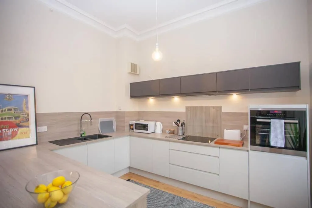 Image of Spacious Period Property in Glasgow