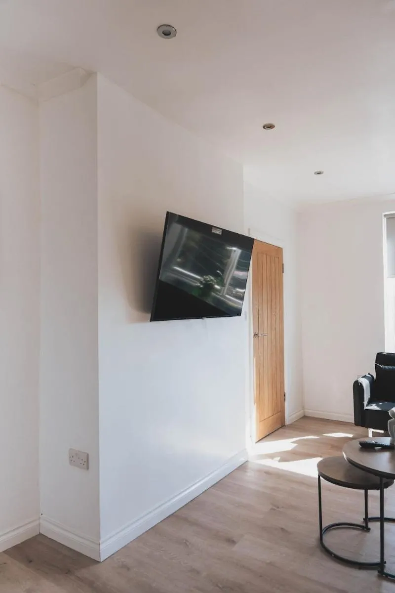 Image 4 of Stylish 3BR Stay by Hampden No 161 with Free Parking