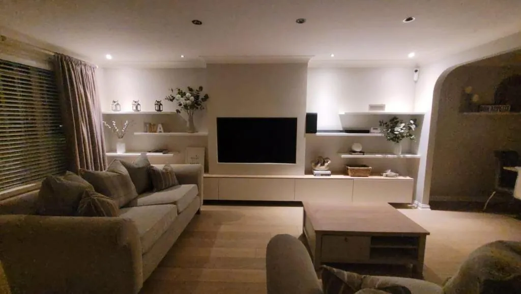 Image of Stylish Modern 3 bedroom house free parking
