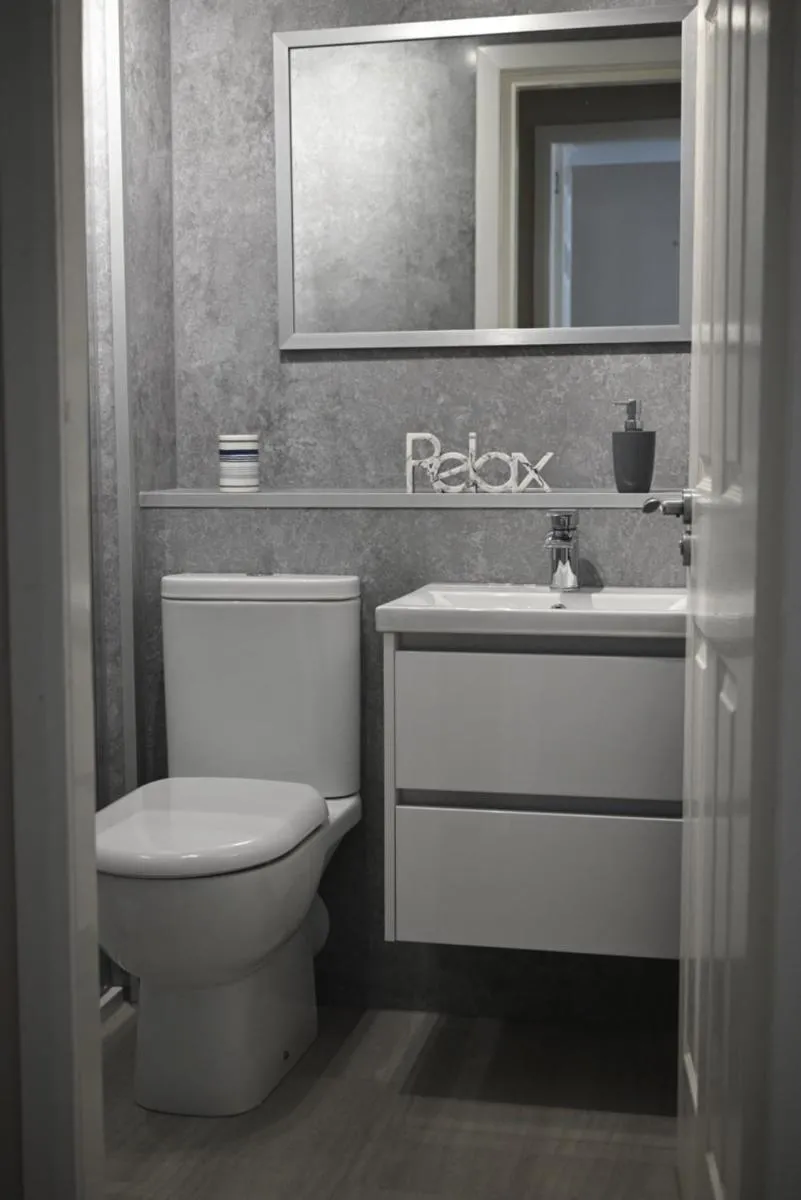 Image 5 of The Cluthar – Ground Floor West End City Centre Rockvilla flat & Parking