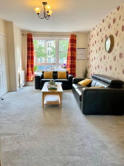 Image 5 of The Naburn – 3 Bed House with Free Parking & Close to City Centre