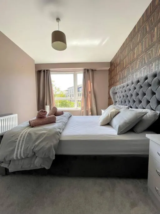 Image 4 of The Naburn – 3 Bed House with Free Parking & Close to City Centre