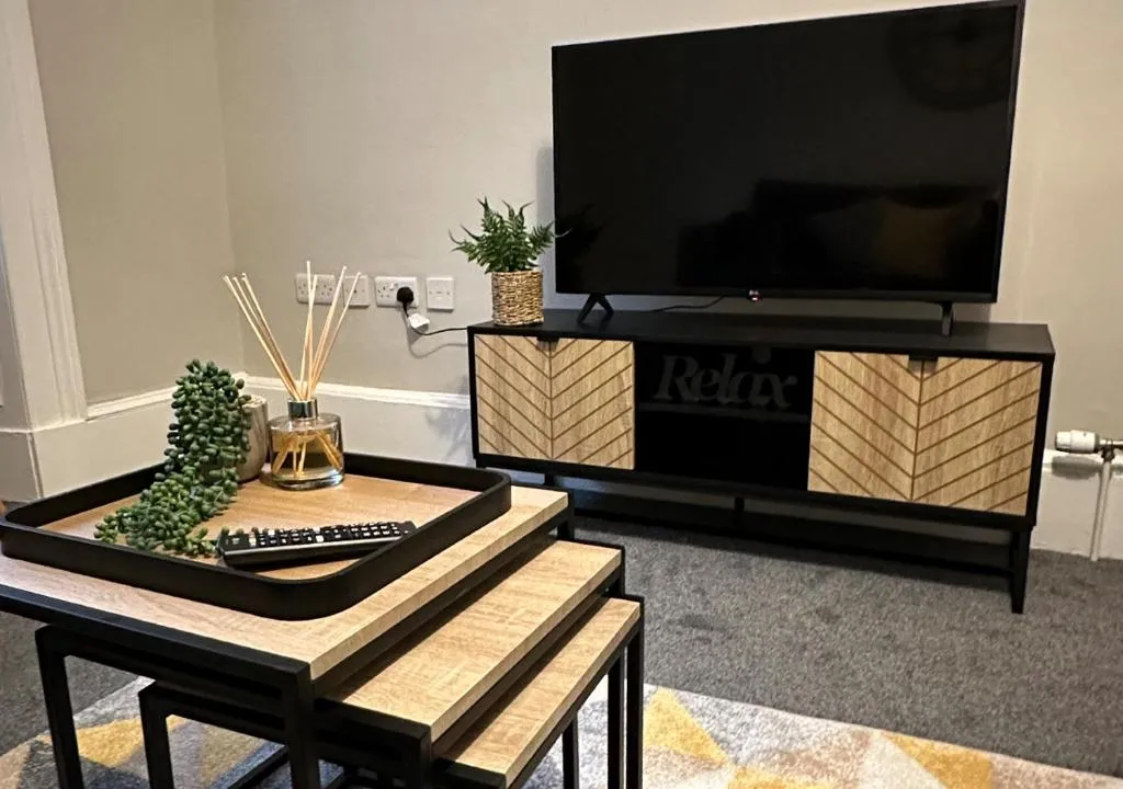 Image of Trendy West End Apartment, Glasgow