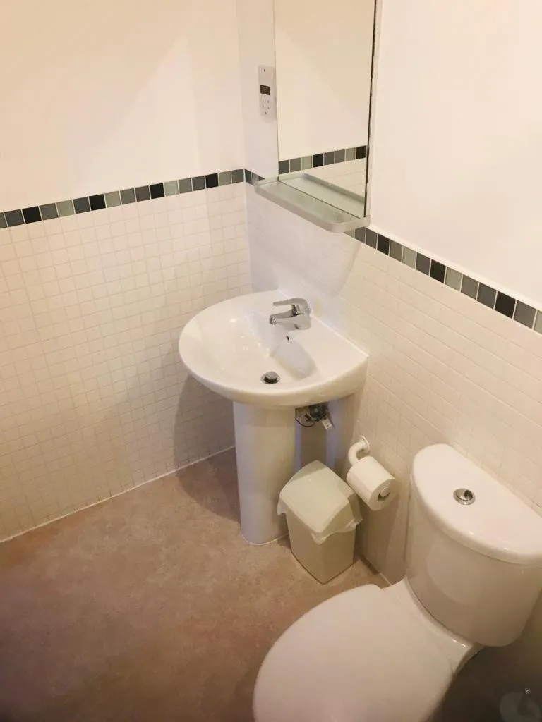 Image 6 of ochiltree apartment